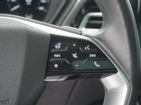 Used 2022 Audi Q4 e-tron Premium Plus AWD/4WD image 20