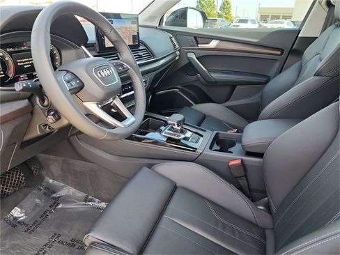 Certified 2025 Audi Q5 2.0T Premium Plus w/ Premium Plus Package image 23