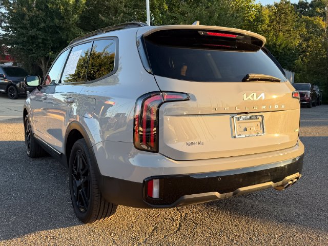 Certified 2024 Kia Telluride SX Prestige X-Line AWD/4WD image 3
