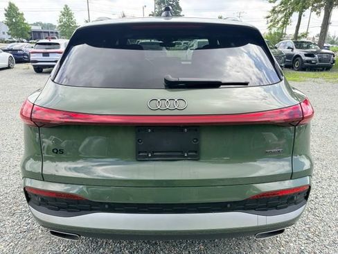 Used 2025 Audi Q5 Premium w/ Convenience Package AWD/4WD image 4