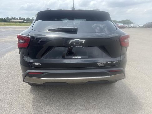 New 2026 Chevrolet Trax ACTIV w/ Driver Confidence Package FWD image 4