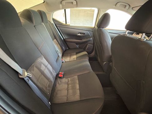 Used 2025 Nissan Sentra SR FWD image 27