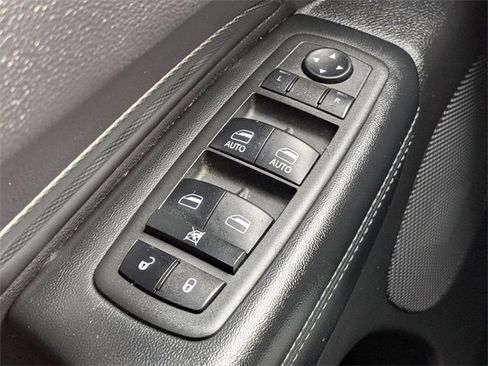 Used 2022 Dodge Durango GT image 25