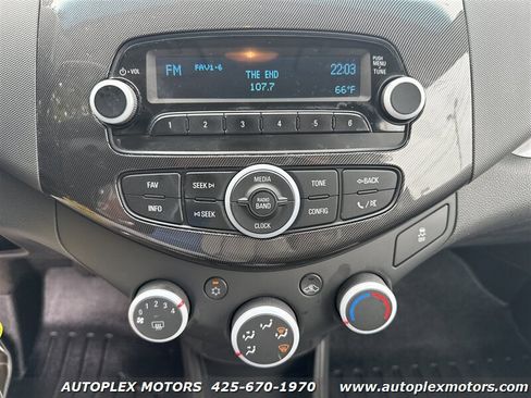 Used 2015 Chevrolet Spark LS image 20