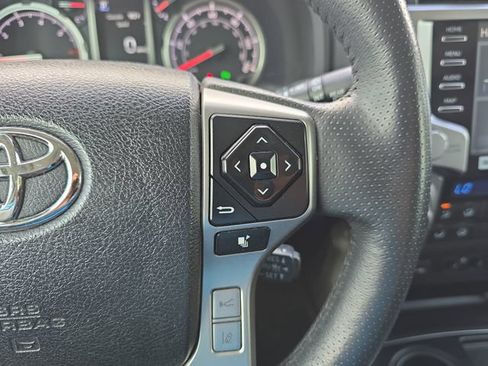 Used 2022 Toyota 4Runner Limited RWD image 18
