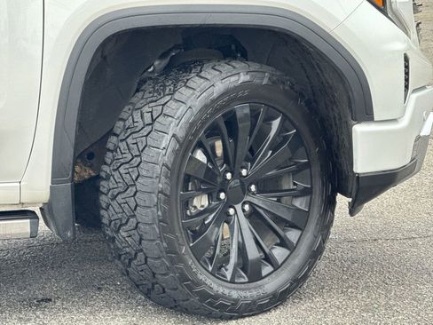 Used 2024 GMC Sierra 1500 Denali Ultimate image 12
