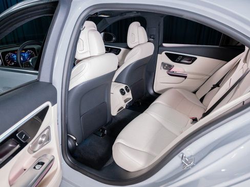Certified 2026 Mercedes-Benz C 300 Sedan image 14