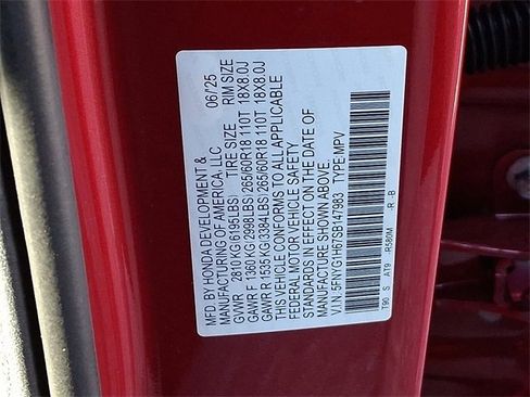 Certified 2025 Honda Pilot TrailSport image 31