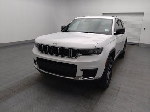 Used 2023 Jeep Grand Cherokee L Limited AWD/4WD image 15