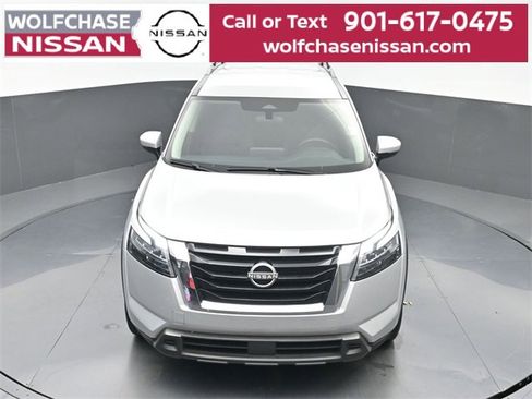 Used 2024 Nissan Pathfinder SV image 30