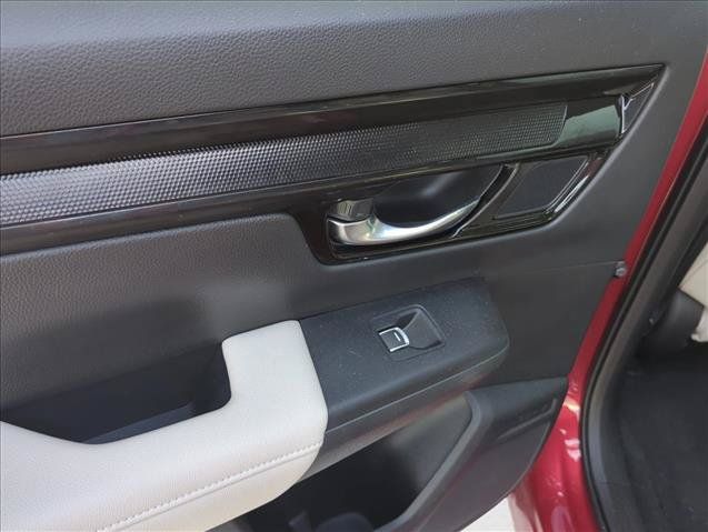 Used 2025 Honda CR-V EX-L image 8