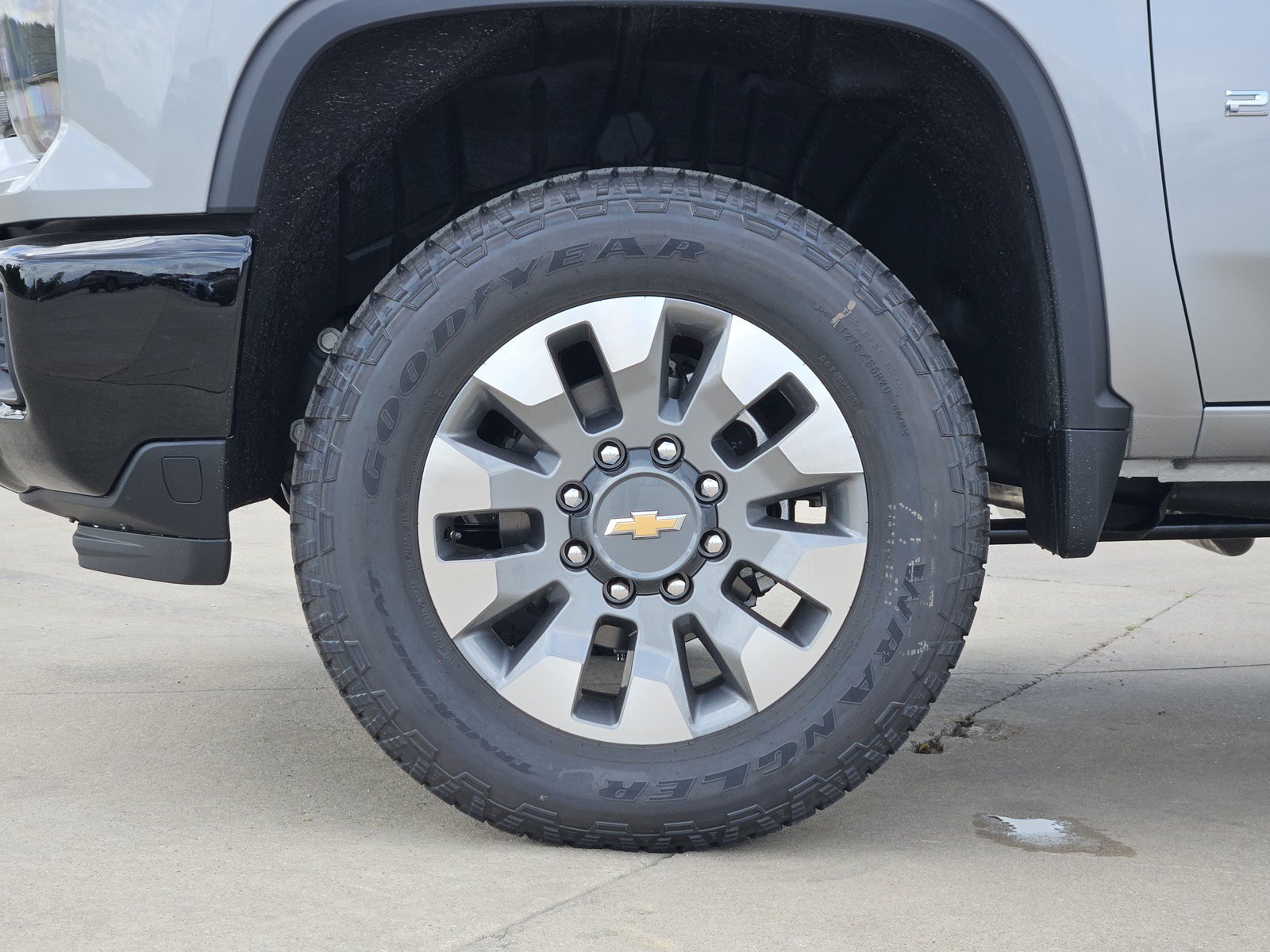 New 2026 Chevrolet Silverado 2500 Custom w/ Custom Value Package AWD/4WD image 7