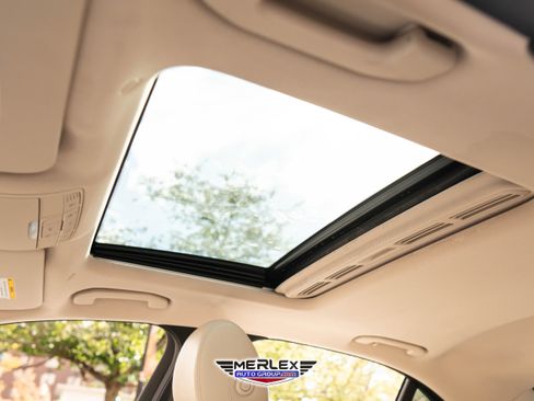 Used 2019 Mercedes-Benz E 300 4MATIC w/ Driver Assistance Package image 38