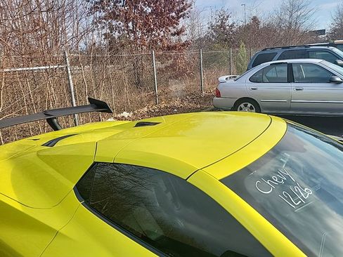 Used 2021 Chevrolet Corvette Stingray Preferred Conv w/ Z51 Performance Package image 9