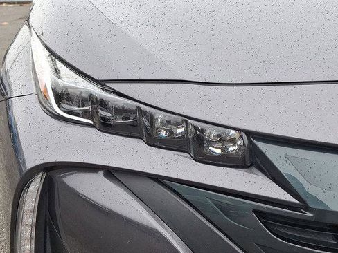 Certified 2022 Toyota Prius Prime XLE image 30