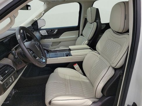 Used 2022 Lincoln Navigator Black Label AWD/4WD image 14