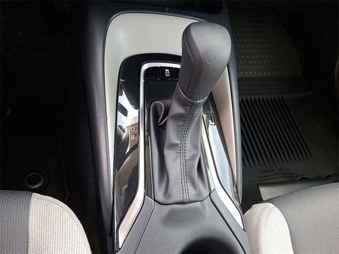 Certified 2023 Toyota Corolla LE image 22