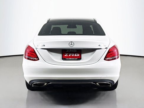 Used 2017 Mercedes-Benz C 300 4MATIC Sedan image 4