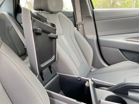 Used 2026 Hyundai Elantra Sport FWD image 35