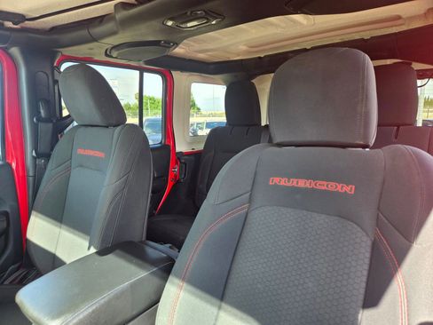 Used 2020 Jeep Wrangler Unlimited Rubicon AWD/4WD image 14