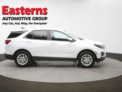 Used 2022 Chevrolet Equinox LT AWD/4WD image 44