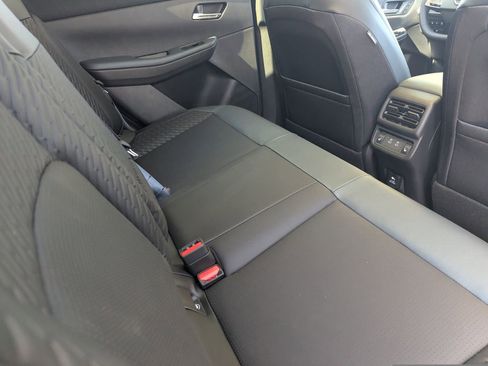 New 2026 Nissan Leaf Platinum+ w/ Cargo Package (Platinum+) image 23