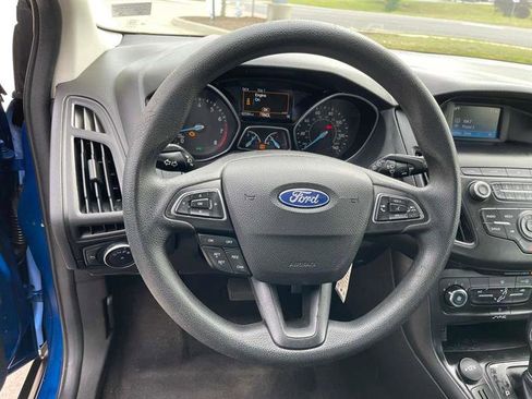 Used 2018 Ford Focus SE FWD image 69