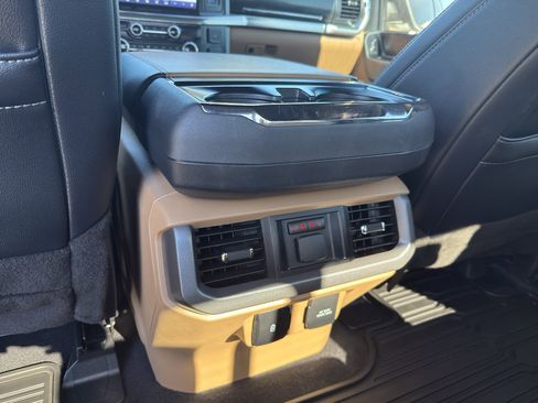 Used 2023 Ford F150 Lariat w/ Equipment Group 502A High image 15