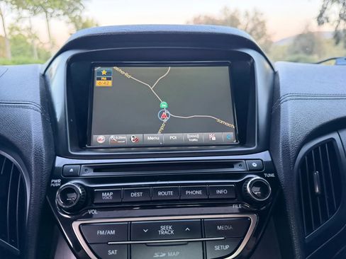 Used 2014 Hyundai Genesis 3.8 image 21