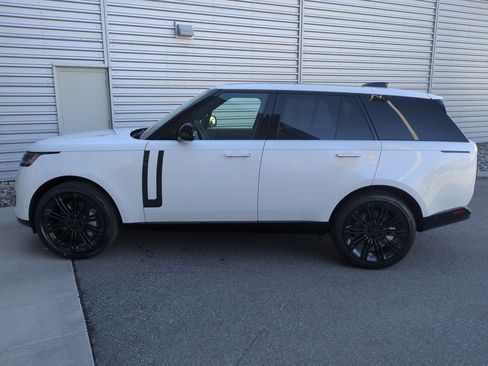 New 2026 Land Rover Range Rover SE AWD/4WD image 8