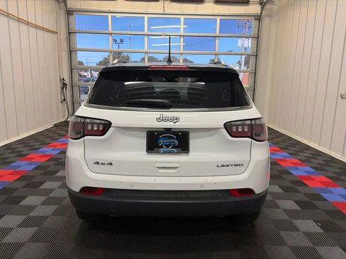 Used 2025 Jeep Compass Limited AWD/4WD image 5