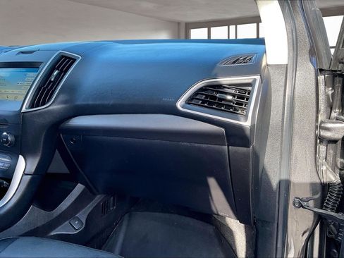 Used 2018 Ford Edge SEL w/ Equipment Group 201A image 26