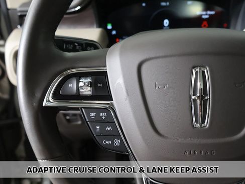 Used 2023 Lincoln Nautilus Reserve w/ Equipment Group 201A AWD/4WD image 5