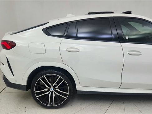 Used 2023 BMW X6 xDrive40i w/ Executive Package image 7
