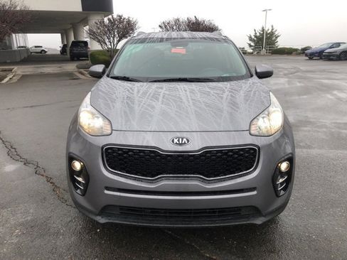 Used 2017 Kia Sportage EX image 3