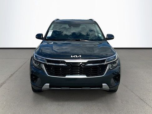 Used 2024 Kia Seltos EX AWD/4WD image 2