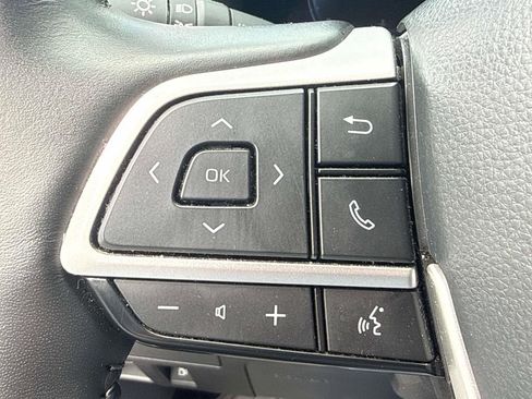Used 2024 Toyota Highlander Platinum FWD image 22