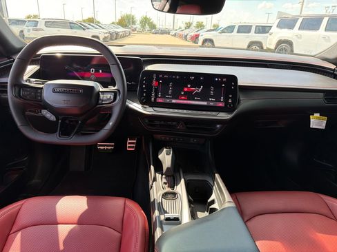 Used 2026 Dodge Charger Scat Pack AWD/4WD image 18