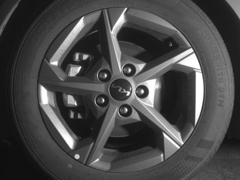 Used 2025 Kia K4 LXS image 12