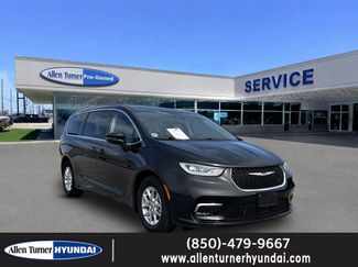 Used 2023 Chrysler Pacifica Touring-L FWD 360° Tour