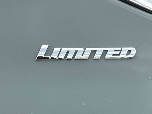 New 2026 Toyota Tundra Limited AWD/4WD image 9