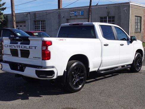 Used 2024 Chevrolet Silverado 1500 Custom w/ Rally Edition AWD/4WD image 4