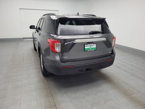 Used 2020 Ford Explorer XLT w/ Class III Trailer Tow Package image 6