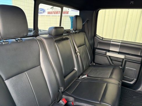 Used 2020 Ford F150 Lariat image 9