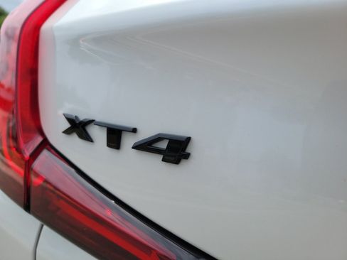 Certified 2023 Cadillac XT4 Premium Luxury AWD/4WD image 14