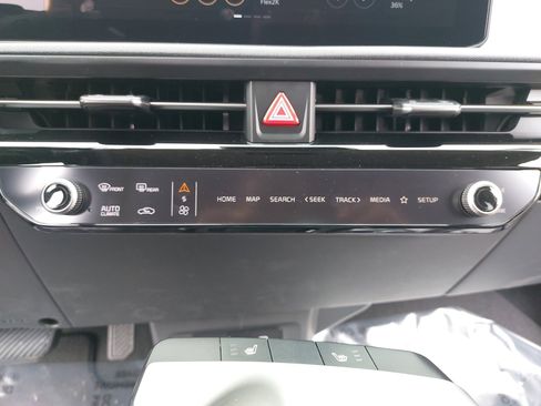 New 2025 Kia EV6 Light image 22