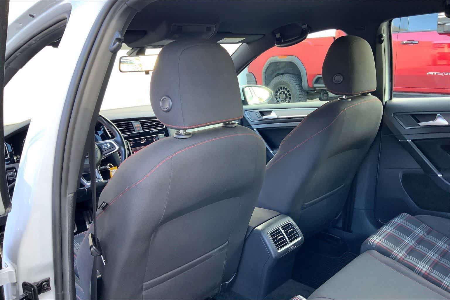 Used 2019 Volkswagen GTI S FWD image 12