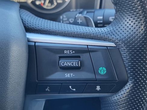 Used 2024 Mitsubishi Outlander SE image 13