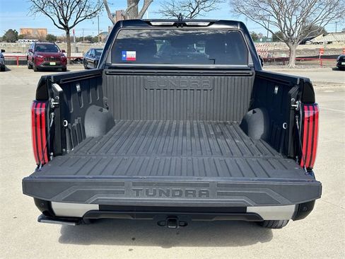 Used 2024 Toyota Tundra Limited image 29