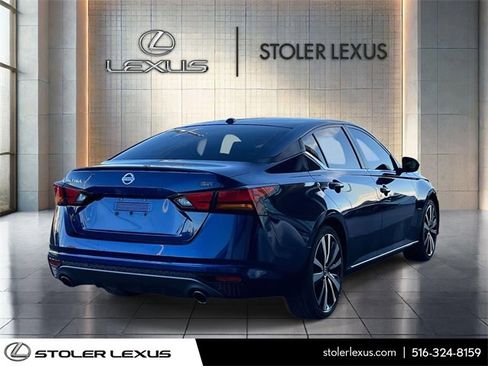 Used 2021 Nissan Altima 2.5 SR image 6